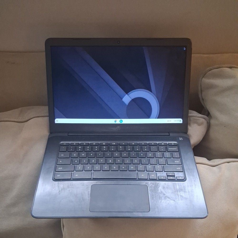 HP Chromebook 14-db0020nr, AMD A4-9120C, Radeon R4, 4GB RAM, 32GB EMMC, Used