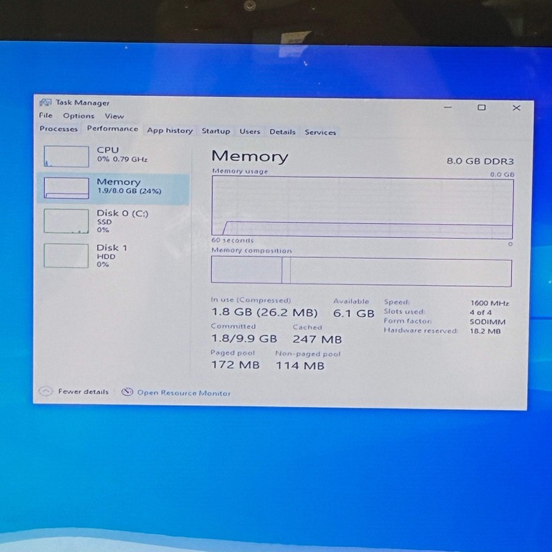Alienware M17X R3 17in i7 8GB 1TB Black Cracked Screen gallery