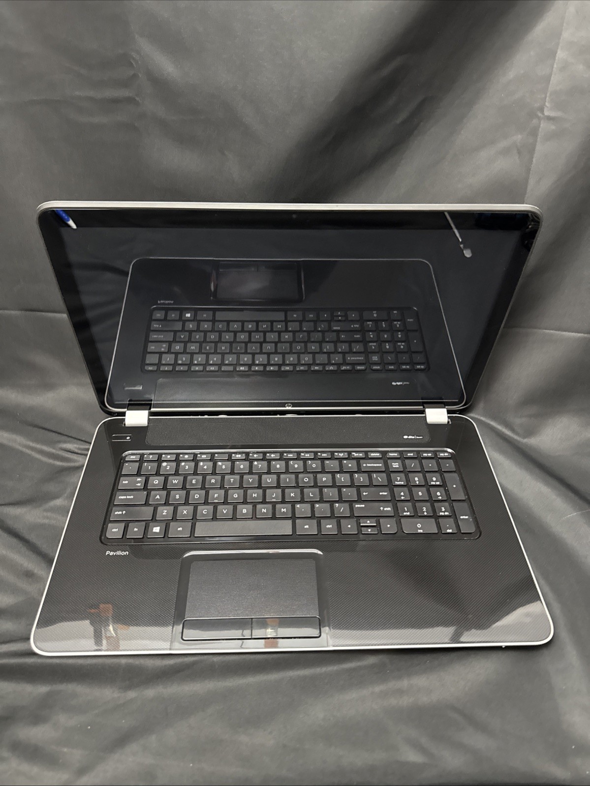 HP Pavilion Touchsmart 17-e155nr 17.3" Touch AMD A4-5000 8GB RAM - READ gallery