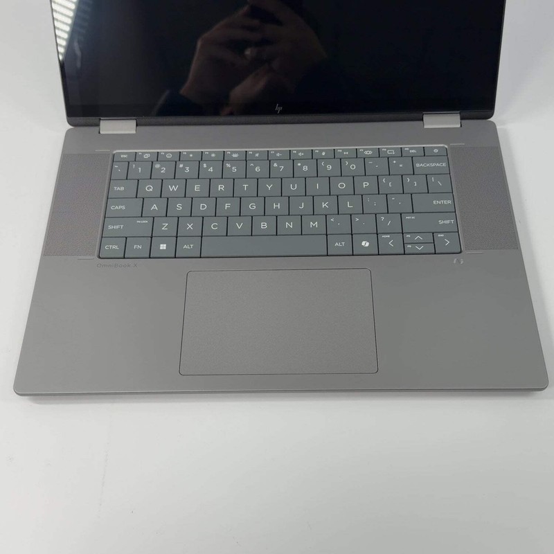 HP OmniBook X 16-AR0013DX 16" Ryzen AI 5 340 2.0GHz 16GB RAM 512GB SSD gallery