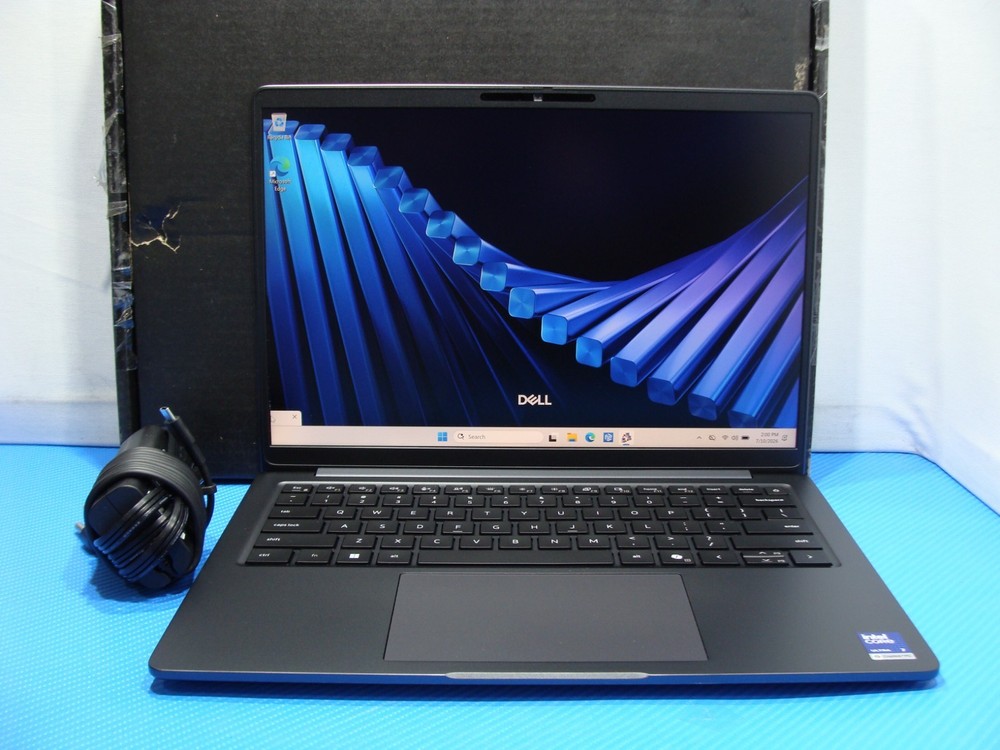 Dell Pro 5 14 P514260 14"FHD+ TOUCH Ultra 7 355 2.3GHz 32GB 512GB W11P WRTY2029