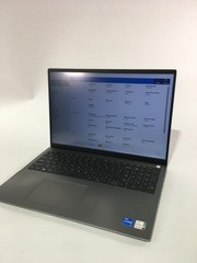 Dell Vostro 5620 i5-1240P 16GB RAM 256GB SSD Win 11 Pro 16″ Laptop