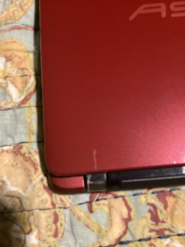 Acer Aspire One 722 11.6" AMD C-60 1.33GHz 2GB 240GB SSD Bodhi Linux Red gallery