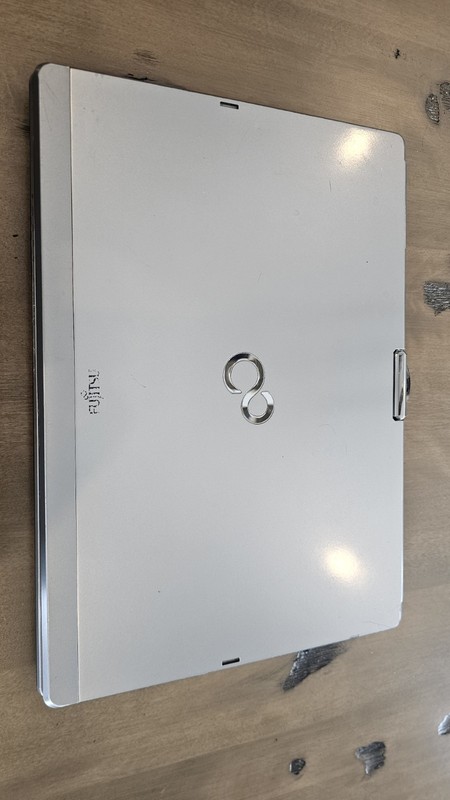 Fujitsu Lifebook T902 gallery
