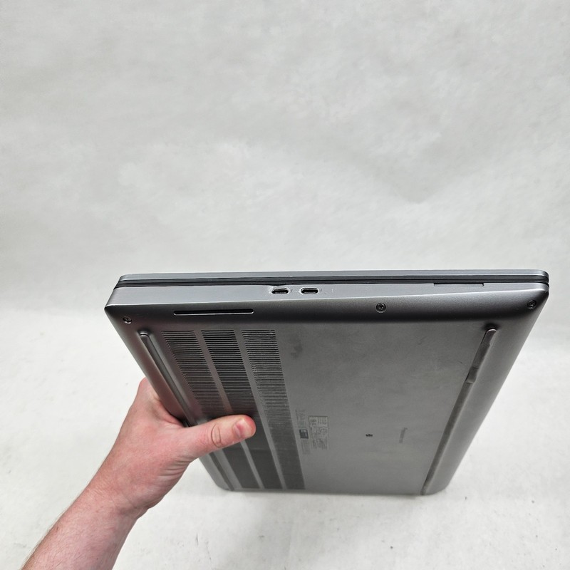 Dell Precision 7550 15.6" FHD i7-10875H 32GB 512GB SSD NVIDIA RTX 3000 *Read gallery