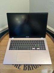 ASUS L510M 15.6″ / Intel Celeron N4020 / (CRACKED/MISSING PARTS) – Read Below