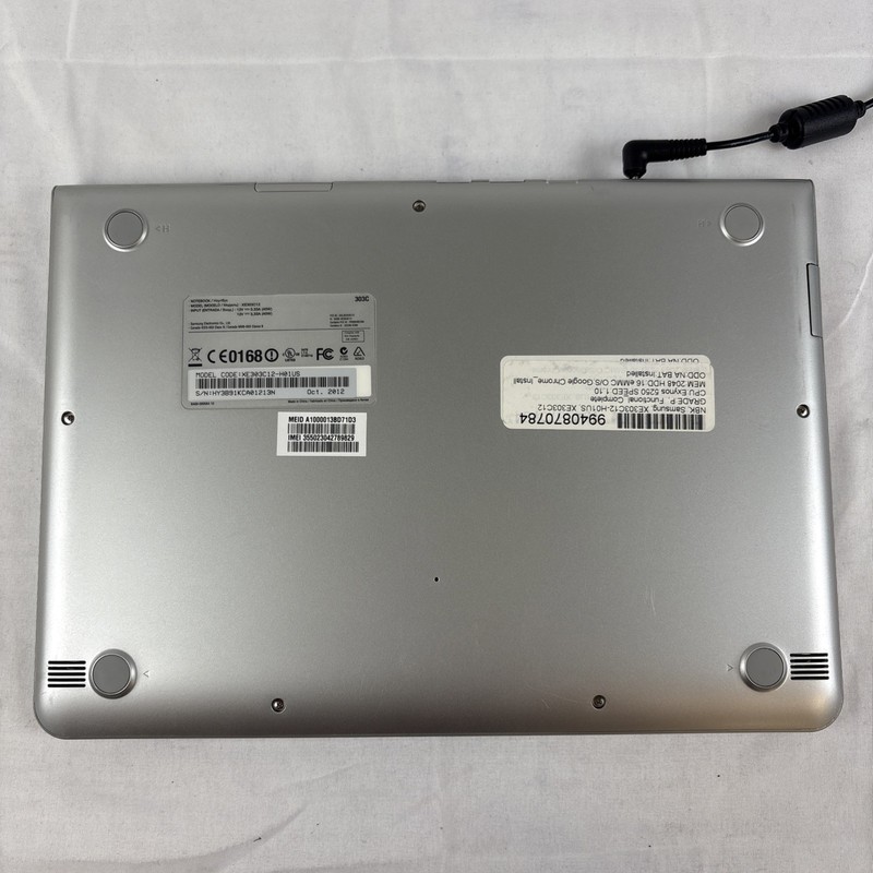 Samsung Chromebook XE303C12 Exynos Silver Series 3 1000MB w/ Charger gallery