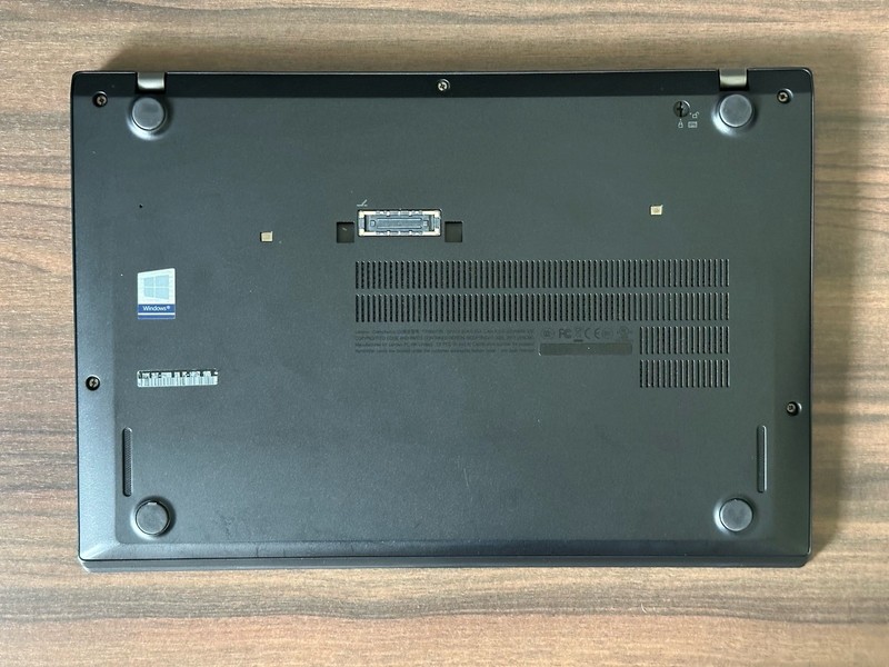 Lenovo Thinkpad T470s (256GB SSD, Intel Core i5-6300U, 2.40 Ghz, 8GB) Laptop - gallery
