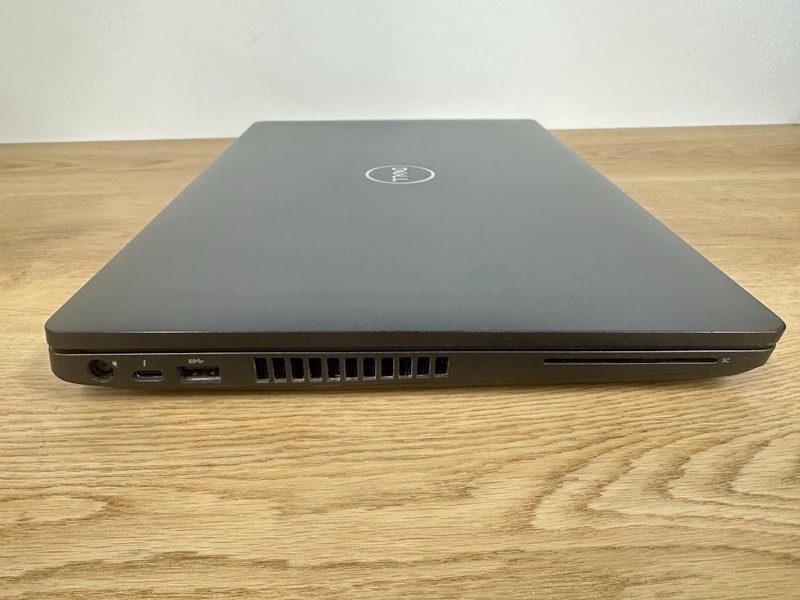 Dell Precision 3541, Core i7 9850H, 16GB, Quadro P620, 512GB SSD 2019 100% Batte gallery