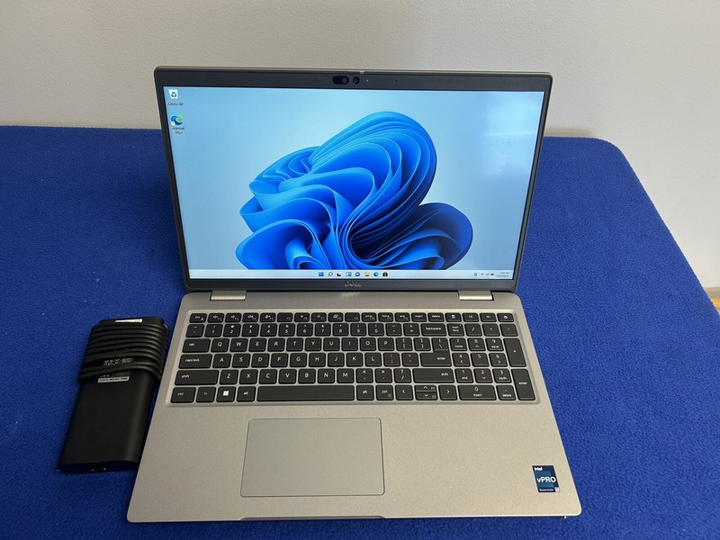 Dell Precision 3570, 12th Gen i7, 16GB RAM, 512GB SSD, NVIDIA, FHD, Win 11 gallery