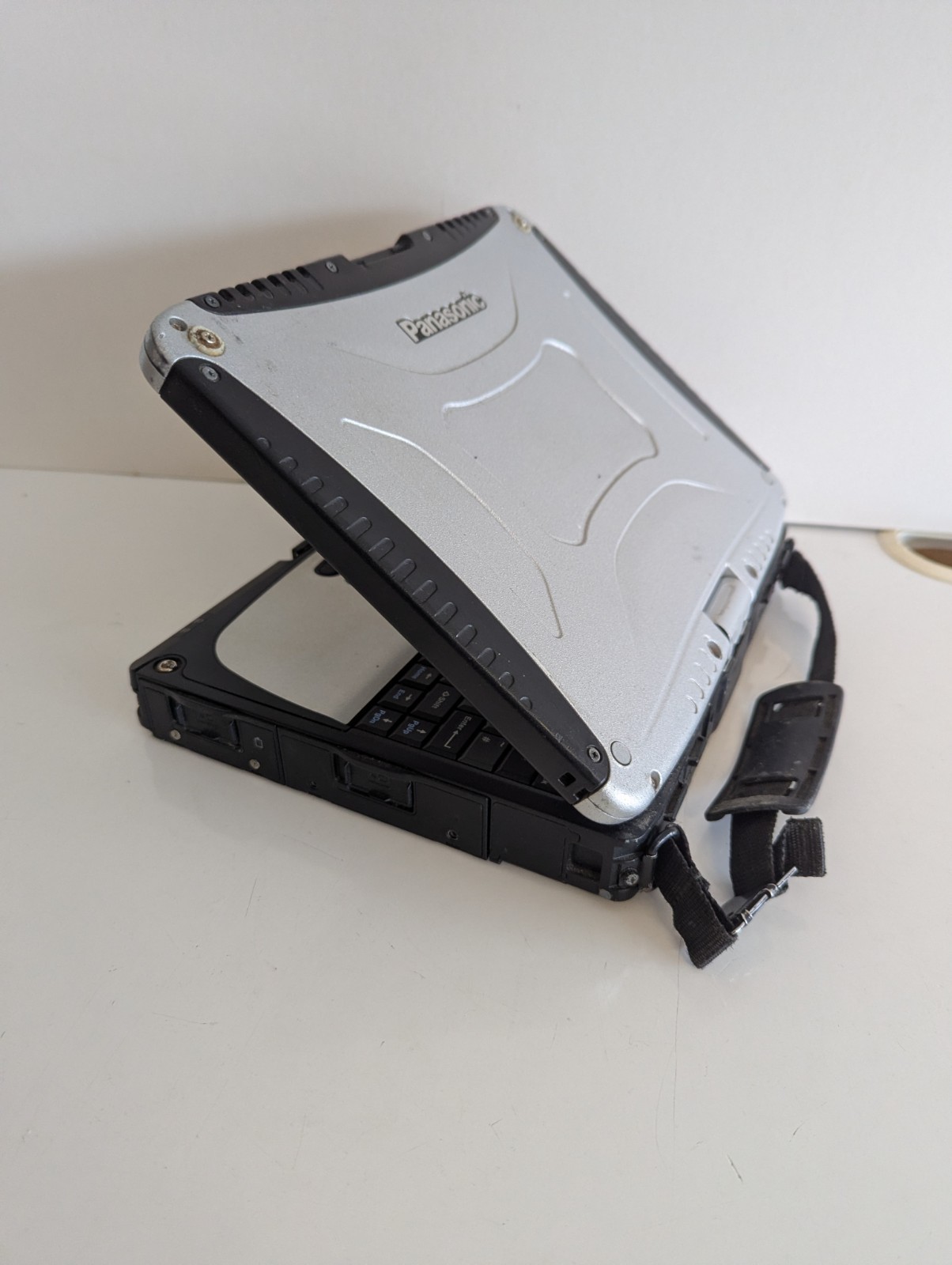 Panasonic Toughbook CF-19 Rugged Laptop For Legacy Programs Windows XP Pro 32Bit gallery