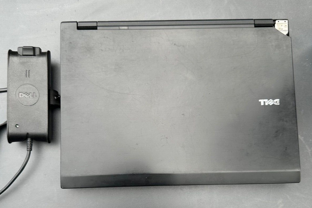 Dell Latitude E5400 P8600 2.0 GHz 2 GB without HDD, Wi-Fi Cardr. Gig.LAN Firew.