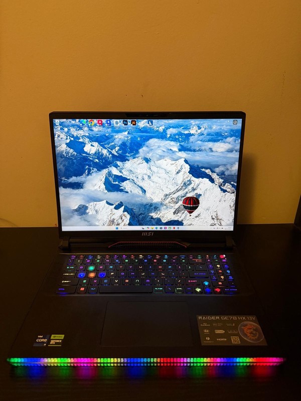 Raider GE78HX 13VG 13th Gen Intel Core i9-13950HX (2.20 GHz) 32GB RAM SSD 2TB gallery