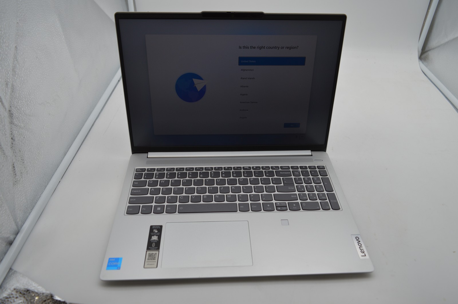 Lenovo IdeaPad Slim 5 16" Laptop Core i5-1335U 8GB RAM 512GB SSD PC1700983 gallery