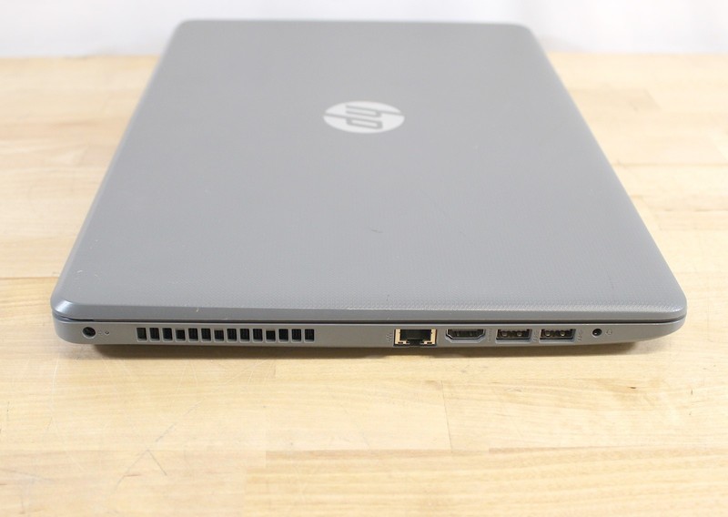 HP Laptop 15-bs033cl i3-7100U 2.40GHz 12GB RAM No Drive gallery