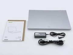 Acer Aspire 3 Notebook Touchscreen 15.6″ Ryzen 5 7520U 16GB 1TB SSD NX.KHDAA.005