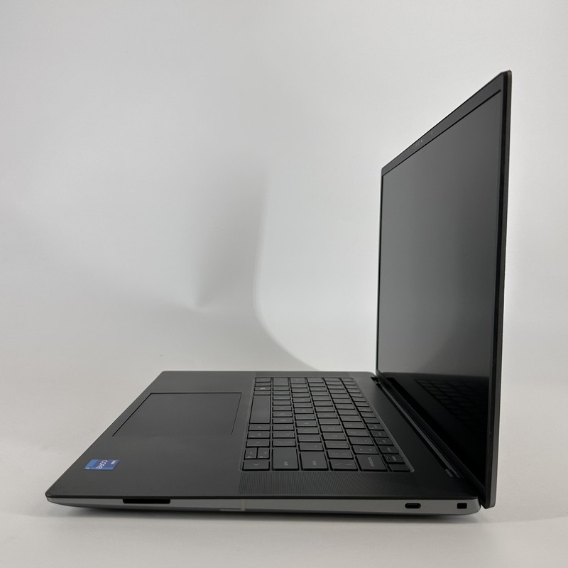 Dell Precision 5680 16 Gray FHD+ 2.5GHz i7-13800H 32GB 1TB SSD RTX 2000 Ada Good gallery