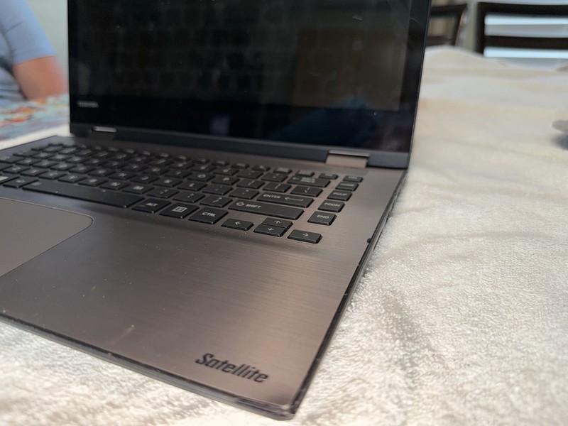 Toshiba Satellite Radius E45W-C4200X i3 Laptop Parts/Repair Untested gallery