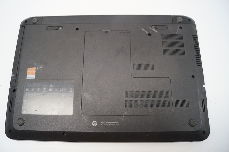 HP 15-D017CL 15" A6-52000 APU 2.0GHz 1TB HDD AMD Radeon HD 8400 READ PoR E112 gallery