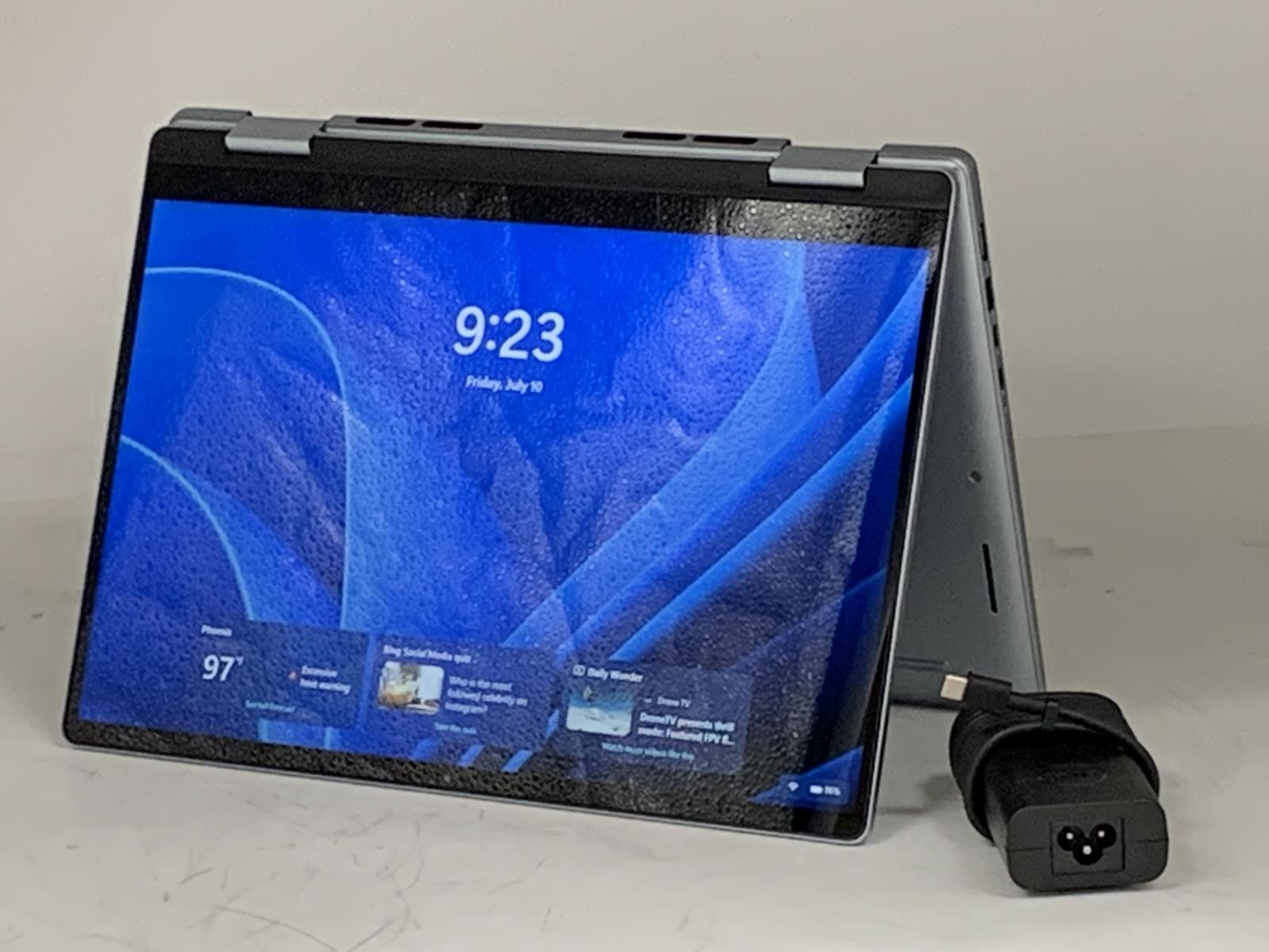 Dell Inspiron 14 7440 2-in-1 Intel Core 7 150U 512GB SSD 16GB DDR5 W11H gallery