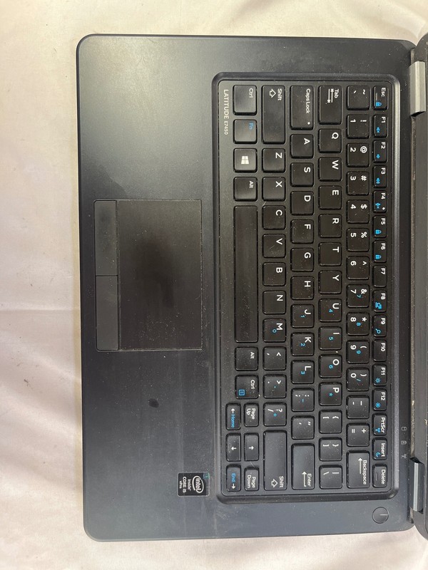 Dell Latitude E7450 Intel Core i5-5300U 8 GB 256 GB 14" gallery