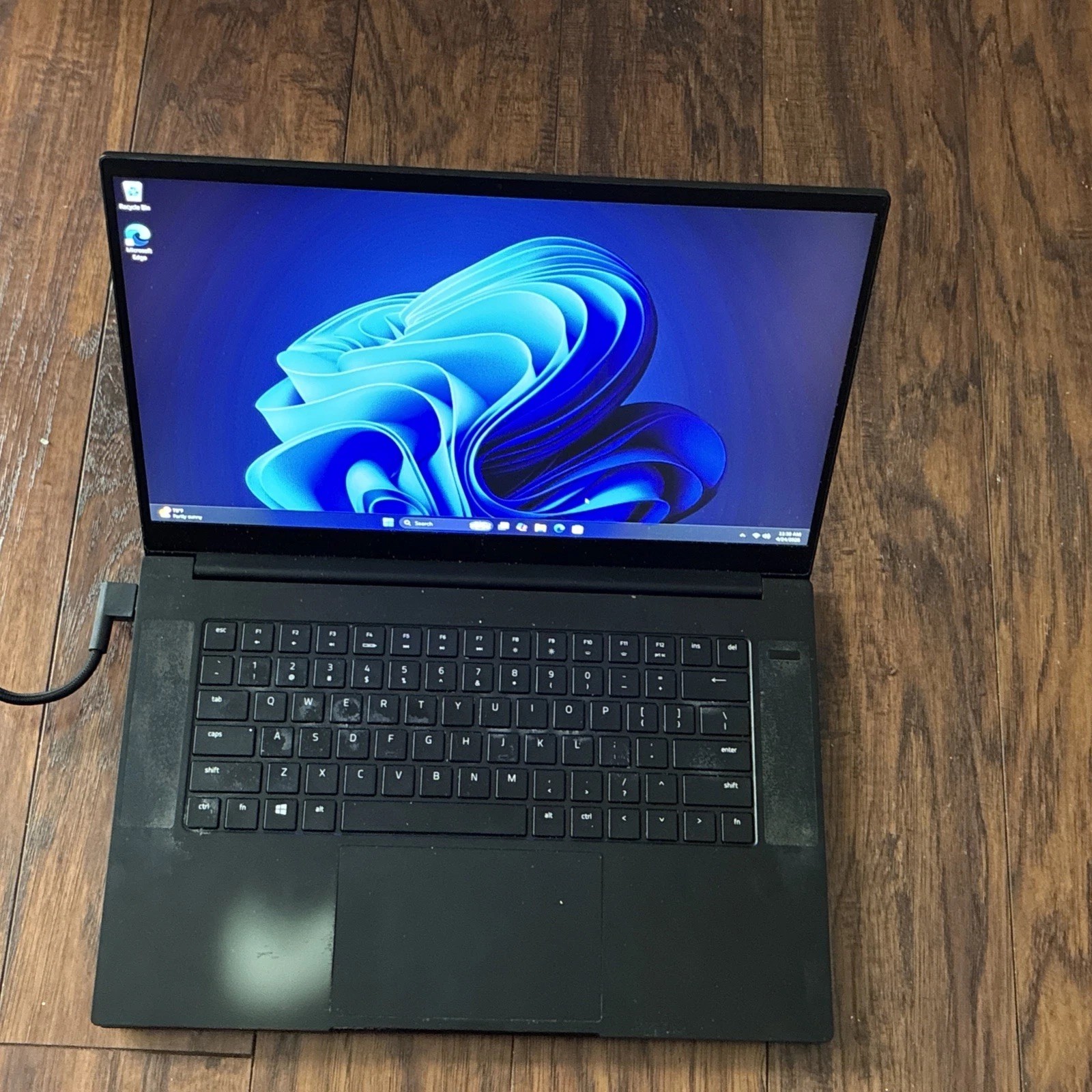 Razer Blade 15 Base 120Hz FHD i7-10750H 2.60GHz 16GB 256GB SSD GTX 1660 Ti READ gallery