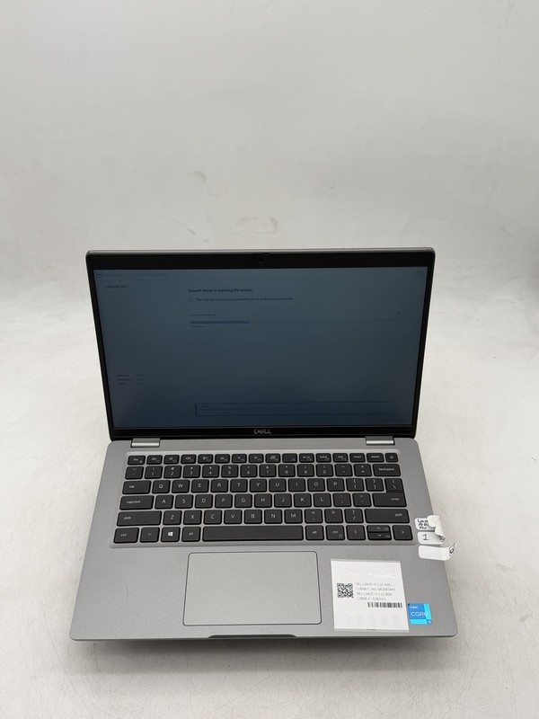 Dell Latitude (5420) 14in i5-1135G7 8GB 128GB No OS *READ* gallery