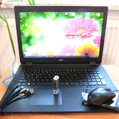 Acer ES1 731 UltraBook 17 inch HDPLUS l SSD Windows 10 l QUAD CORE HDMI USB3 XXL