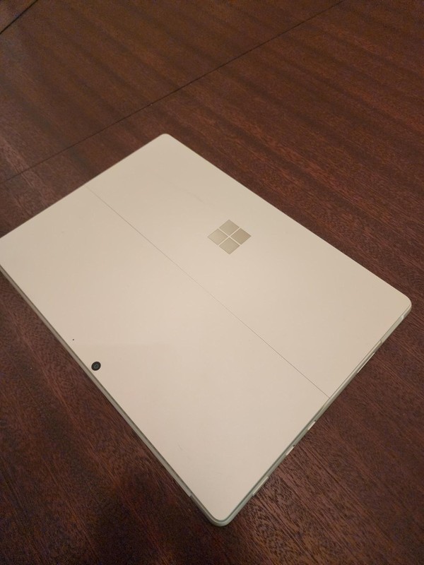 Microsoft Surface Pro 8 13" Core i3-1115G4 8GB RAM 128GB NVMe SSD 1983 Win11 gallery