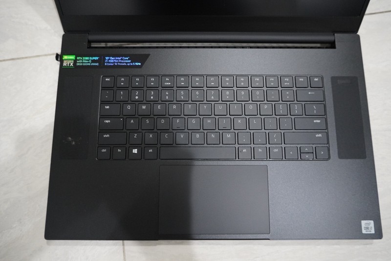 Razer Blade Pro 17 i7-10875H RTX 2080 Super Max-Q 16GB 512GB SSD RGB SD READ gallery