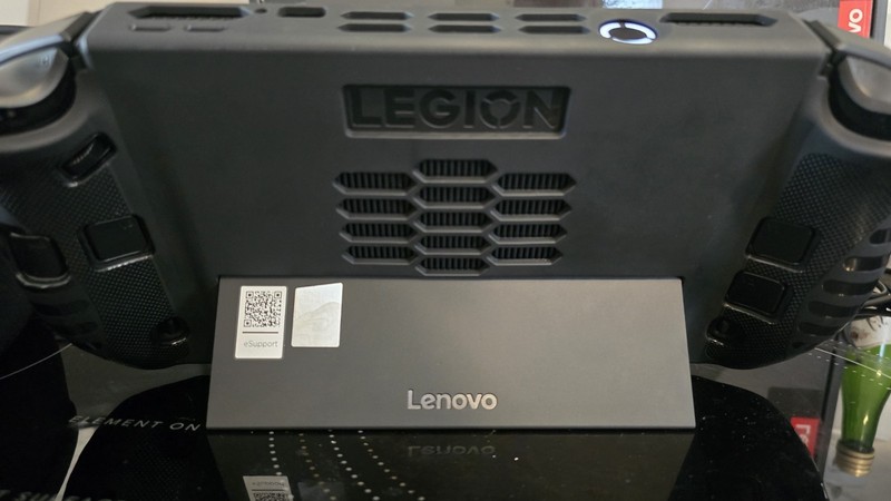 Lenovo Legion Go 2 Handheld Gaming Ryzen Z2 Extreme 32GB 2TB 8.8" OLED gallery