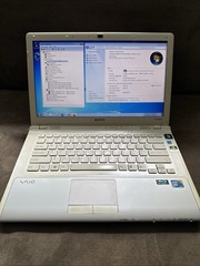 Sony Vaio VPCCW17FX Core 2 Duo T6600 2.2GHz, 4GB Ram, 750GB HD, Win 7 Home, GFX