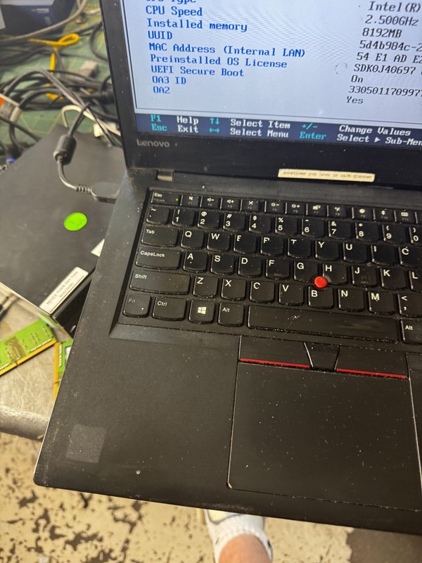 Lenovo ThinkPad T470s Core I5-7200 8GB RAM Laptop For Repair #6000 gallery