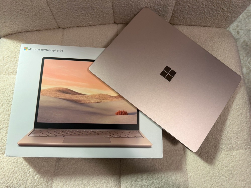 Microsoft Surface Laptop Go 12.4" i5 8GB Windows- Sandstone