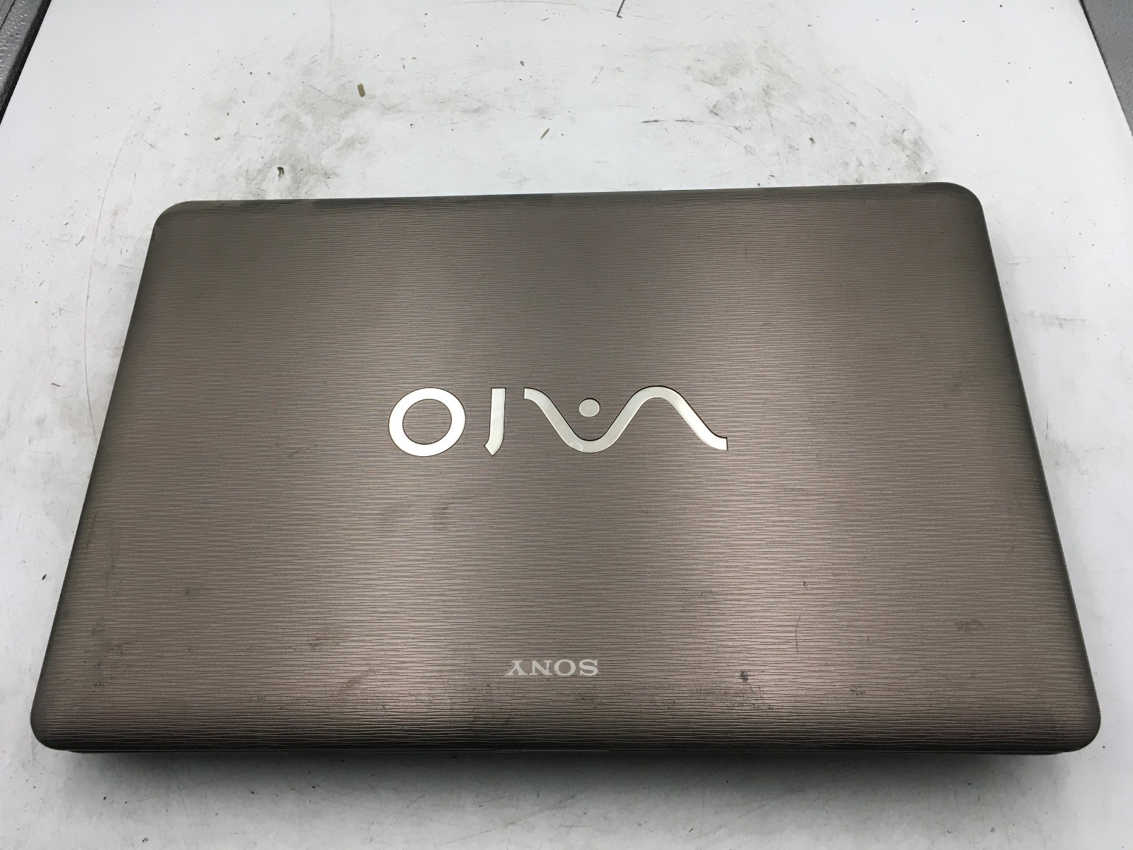 SONY VAIO PCG 7184L - FOR PARTS - INTEL CORE 2 DUO - NO RAM - READ DESCRRIP - BB gallery
