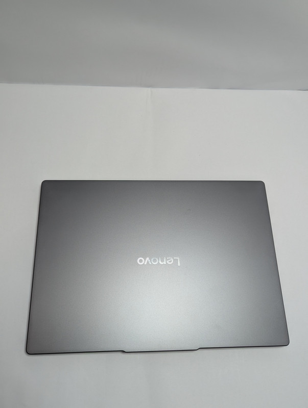 Lenovo IdeaPad Slim 3x Snapdragon X 16GB RAM 1TB SSD 15.6" Touch WUXGA 1920x1200 gallery