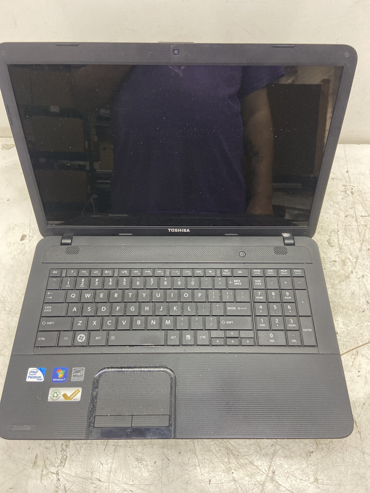 Toshiba Satellite C875-S7205 Intel Pentium B970 2.3 GHz NO HDD gallery