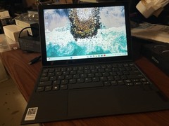 Lenovo IdeaPad Duet 3i Laptop 10.3″ Graphite, Intel N5030, 8GB Memory, 128GB SSD