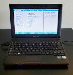 Open Box Samsung Netbook N145 Plus (NP-N145-JP02UK) (10.1″/Atom N450/1GB DDR2)