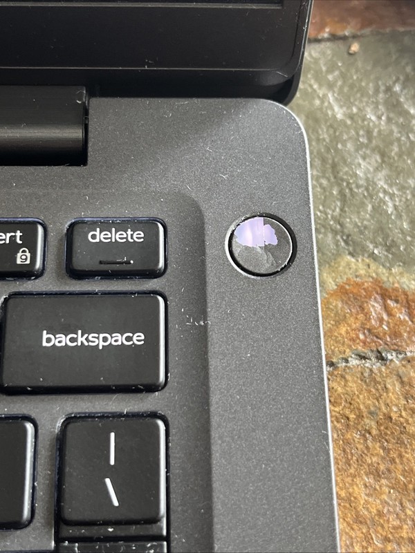 Dell Latitude 7400 Laptop (8GB RAM, 256GB SSD, Intel Core i5 8th Gen. @1.60GHz) gallery