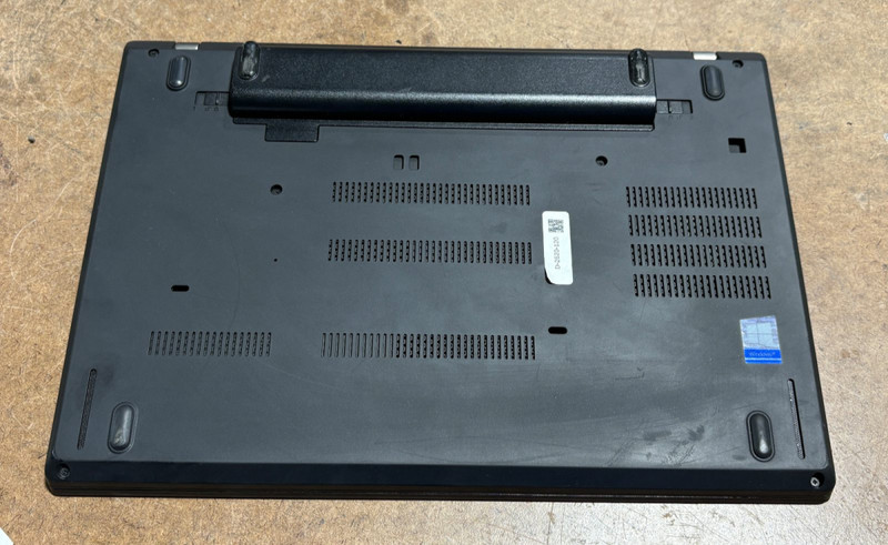 Lenovo ThinkPad T480 14" i5-8250U 8GB RAM 256GB SSD No Charger/OS gallery