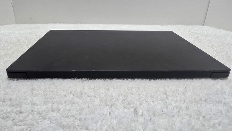 Razer Blade Stealth 13 4k Touch NVIDIA Ge-force Mx150 (RZ09-02812E52) gallery