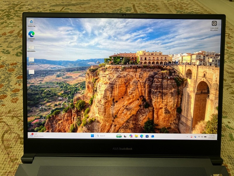 ASUS ProArt StudioBook ProArt W700 16GB 1TB Intel i7-9750H gallery