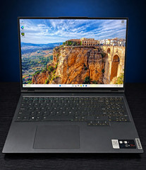 Lenovo Legion 5 Pro Gaming 16” 165Hz Ryzen 7 6800H RTX 3060 16GB 1.5TB SSD WIN11