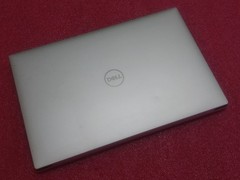 Dell XPS 15 9520 – i7-12700H 14-Core – 1TB NVMe- 24GB DDR5 – NVIDIA RTX 3050 Ti