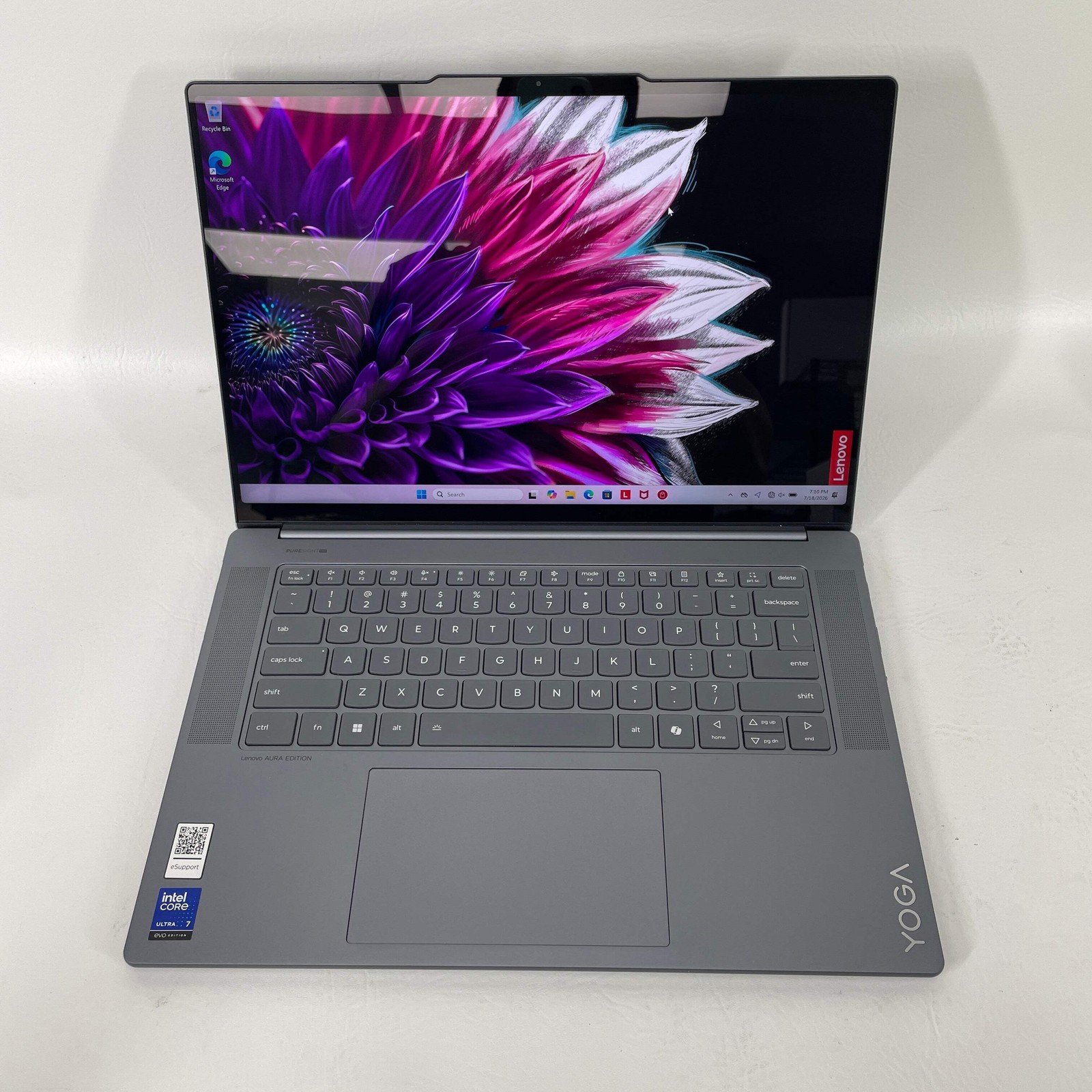 Lenovo Yoga Slim 7i 9596U3V3L 14" Core Ultra 7 285V 2.2GHz 32GB RAM 1TB SSD gallery