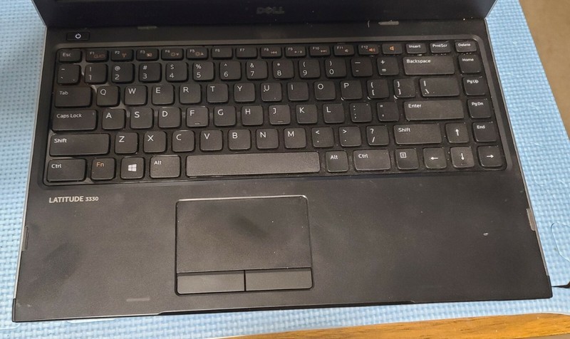 DELL LATITUDE 3330 LAPTOP NOTEBOOK FOR PARTS OR REPAIR - SEE BELOW gallery