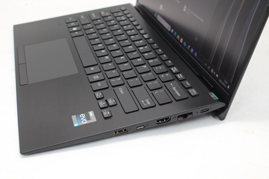 VAIO SX14 VJS1468 14-core i7-1370P Windows11 Intel Iris Xe Graphics 96EU d723 gallery