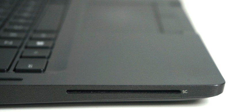 Dell Latitude 5300 2-in-1 / Intel Core i5-8365U @1.60GHz 16GB RAM - No HD/No OS gallery