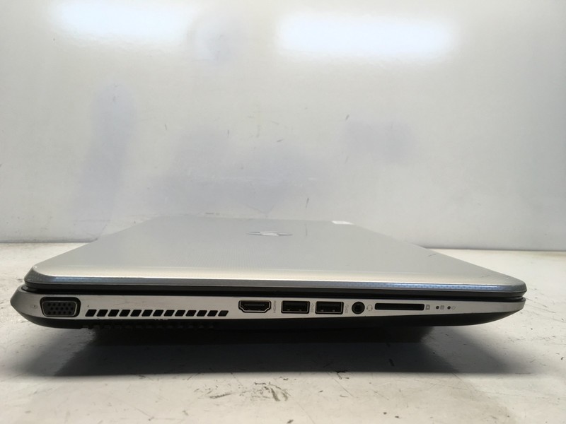 HP Pavilion 17-E137CL AMD A8-5550M 2100MHz 6 GB NO HDD gallery